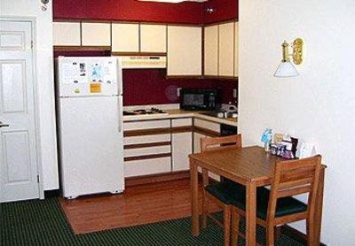 фото отеля Residence Inn Cedar Rapids
