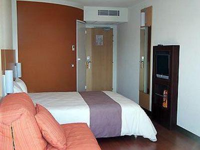 фото отеля Ibis Bayeux Port en Bessin