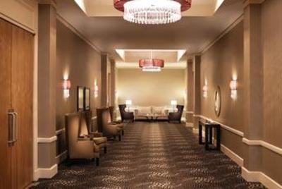 фото отеля Sheraton Gateway Suites Chicago O'Hare Rosemont