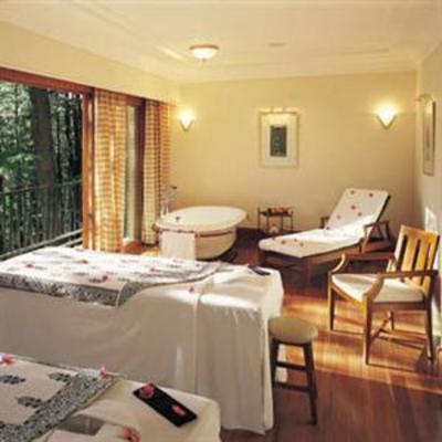 фото отеля Wildflower Hall