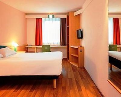 фото отеля Ibis Jena City Am Holzmarkt