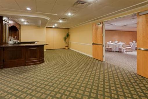фото отеля Holiday Inn Manahawkin
