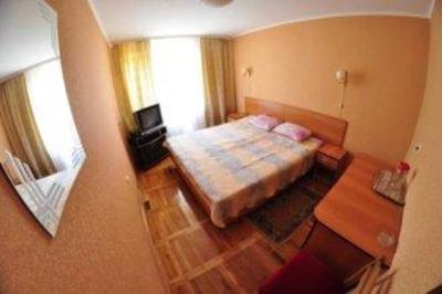 фото отеля Turist Hotel Rovno