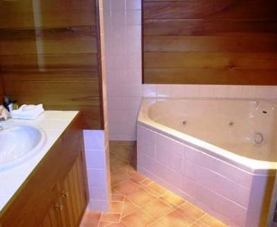 фото отеля Kemeys Mountain Hideaway Bed & Breakfast Mandalong