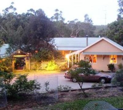 фото отеля Kemeys Mountain Hideaway Bed & Breakfast Mandalong