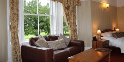 фото отеля Strathmore Guest House