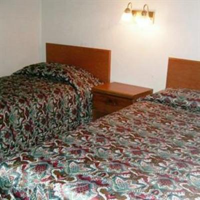 фото отеля East Street Inn And Suites