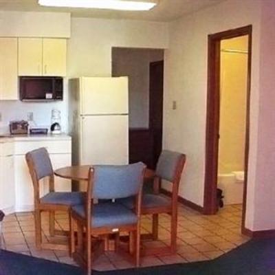 фото отеля East Street Inn And Suites