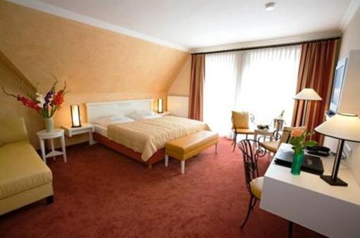 фото отеля Hotel & Restaurant Alte Schule Siek