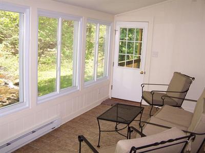 фото отеля Cabin Creekwood