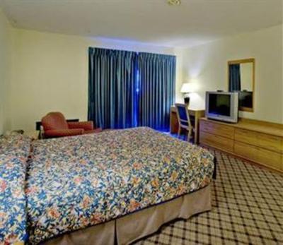 фото отеля Friendly Host Inn Lakeville
