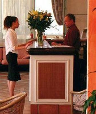 фото отеля Hotel Le Galion Canet-en-Roussillon