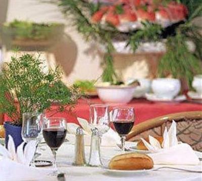 фото отеля Hotel Le Galion Canet-en-Roussillon