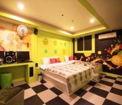 фото отеля Q Motel