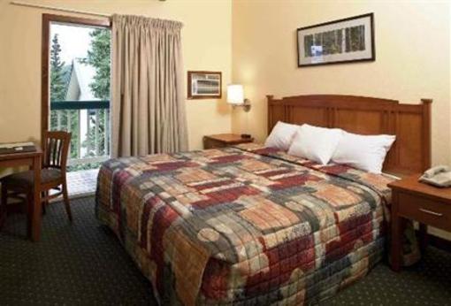 фото отеля Denali Bluffs Hotel