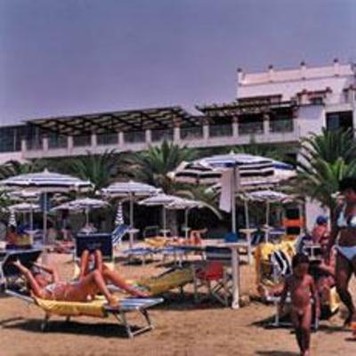 фото отеля Al Gabbiano Hotel sul Mare