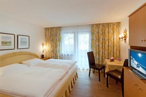 фото отеля Appartements Sursilva im Haus Steiner Lech am Arlberg
