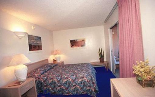 фото отеля Flamingo Suites