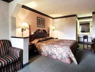 фото отеля Super 8 Perry GA