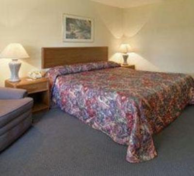 фото отеля Ramada Inn and Suites North Houston