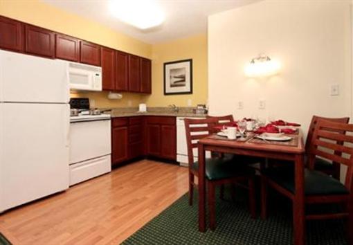 фото отеля Residence Inn Airport Greenspoint Houston