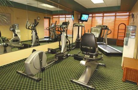 фото отеля Hampton Inn Orlando-S. Of Universal Studios