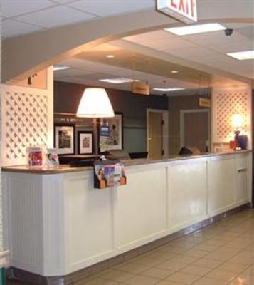 фото отеля Hampton Inn Orlando-S. Of Universal Studios