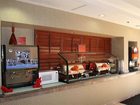 фото отеля Hampton Inn Orlando-S. Of Universal Studios