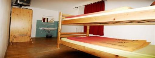 фото отеля Snowbunnys Backpackers Hostel