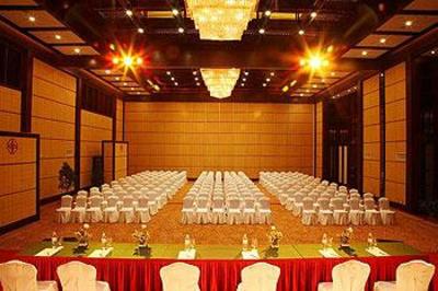 фото отеля Treasure Harbour International Hotel Lijiang