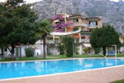 фото отеля Hotel La Florita Limone sul Garda