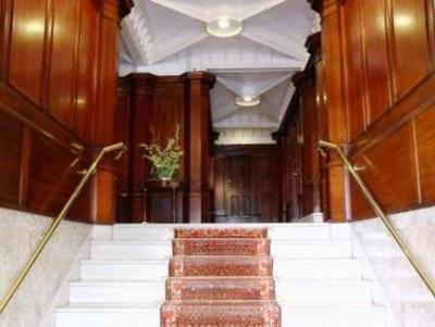 фото отеля Marriott Execustay Apartments Nob Hill Chateau San Francisco