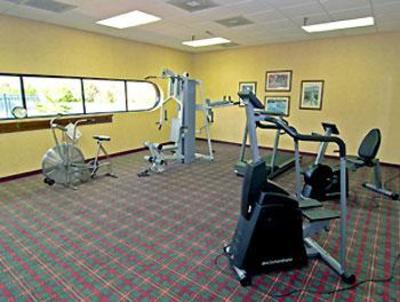 фото отеля Travelodge Suites and Conference Center Dublin (Georgia)