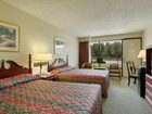 фото отеля Travelodge Suites and Conference Center Dublin (Georgia)