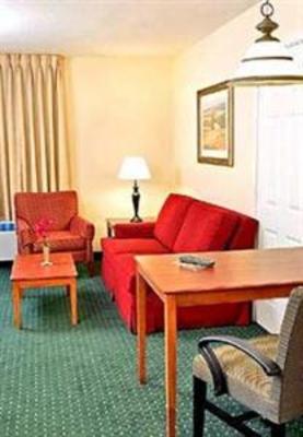 фото отеля TownePlace Suites Chantilly