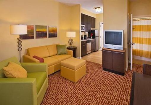 фото отеля TownePlace Suites Chantilly