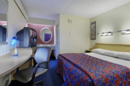 фото отеля Red Roof Inn Huntington
