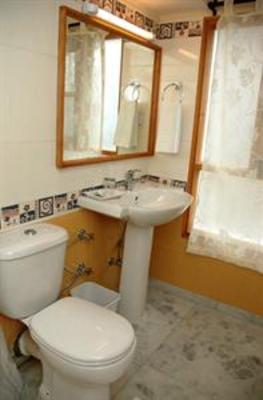 фото отеля Marigold Holiday Cottages