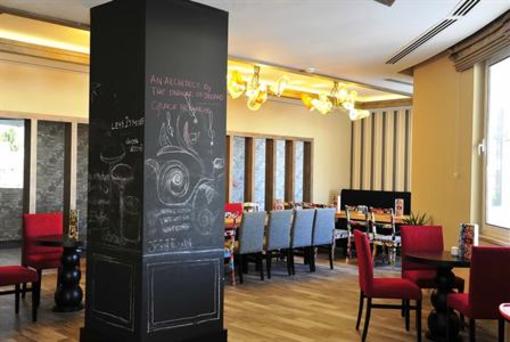 фото отеля Lake & Riverside Hotel & Spa