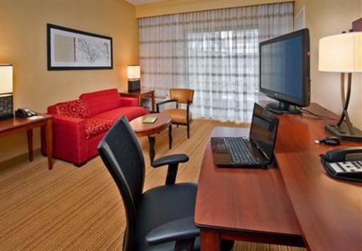 фото отеля Courtyard Hotel Willow Grove