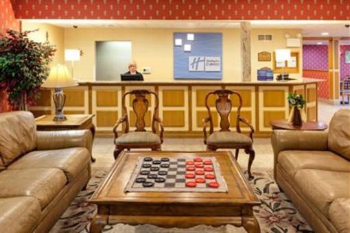 фото отеля Holiday Inn Express Lancaster-Rockvale Outlets