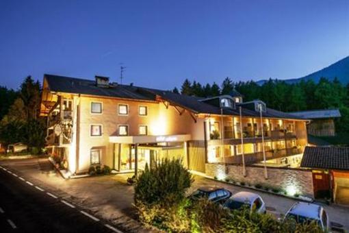 фото отеля Hotel Gasthof Langwies