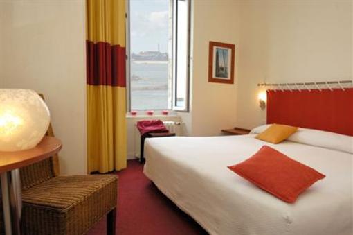фото отеля Hotel aux Tamaris