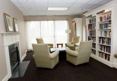 фото отеля Manilow Suites One Superior Place Chicago