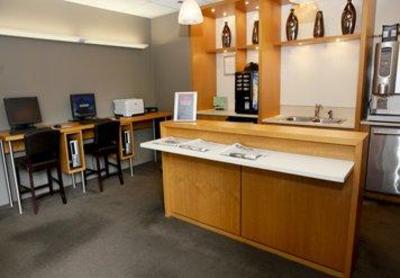 фото отеля Manilow Suites One Superior Place Chicago
