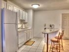 фото отеля Manilow Suites One Superior Place Chicago
