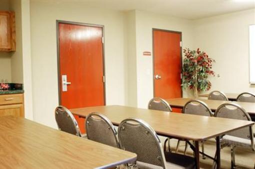 фото отеля BEST WESTERN Governors Inn & Suites