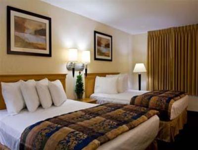 фото отеля Ramada Mission Valley SDSU