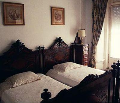фото отеля Family Macedos Bed & Breakfast Lisbon