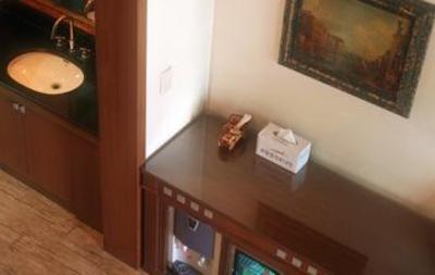 фото отеля California Tourist Hotel